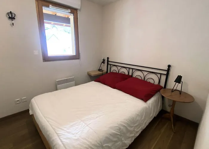 Résidence Bois De Marie - Joli Avec Balcons, Parking Et Wifi Proche Du Centre De Mae-8644 Appartement